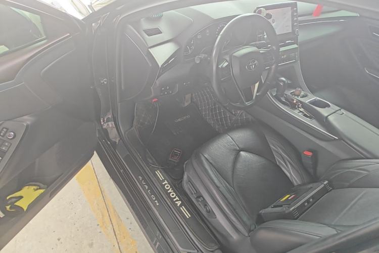 Used Toyota Avalon 2019 2.5L Touring Premium Version China V Standard Driver Seat