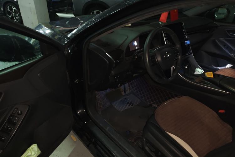 Used Toyota Avalon 2019 2.0L Luxury Edition China VI Standard Driver Seat