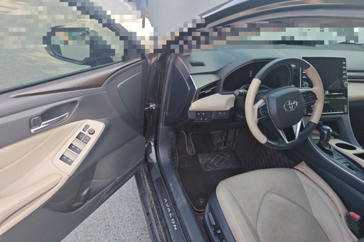 Used Toyota Avalon 2019 2.0L XLE Premium Edition China VI Driver Seat