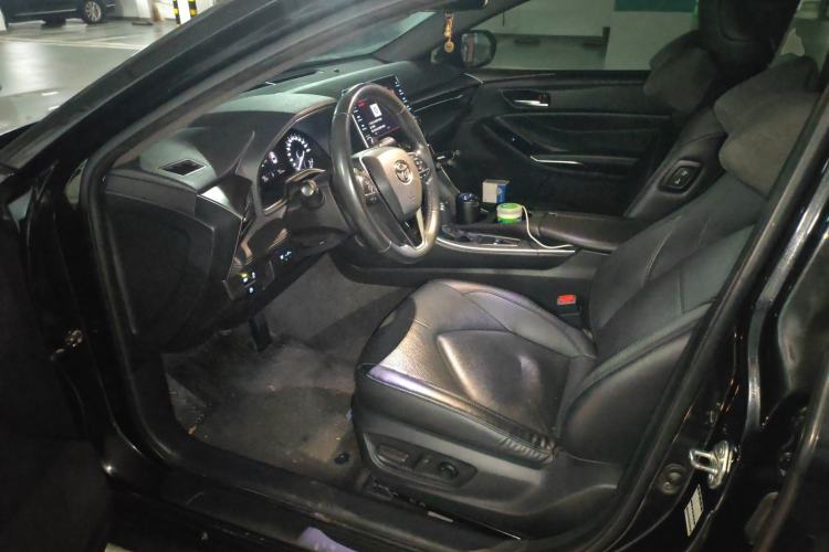 Used Toyota Avalon 2019 2.0L Luxury Edition China VI Standard Driver Seat