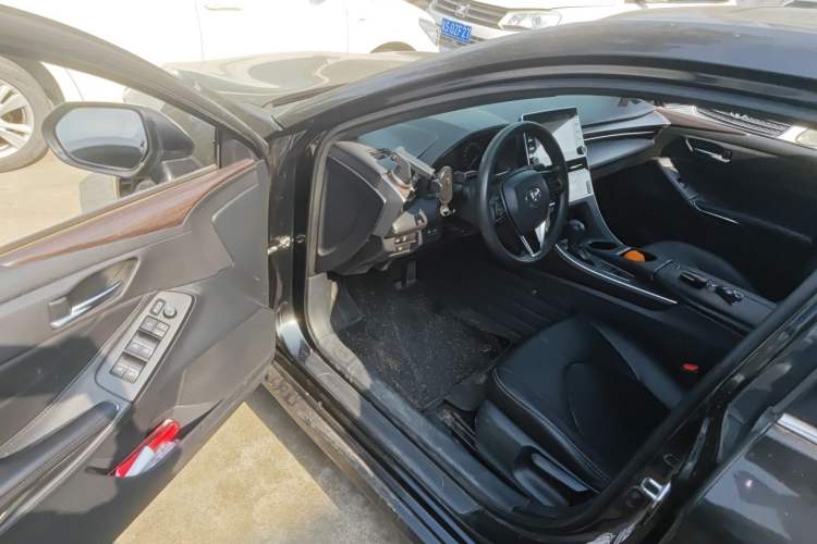 Used Toyota Avalon 2019 2.0L Ambition Edition China VI Driver Seat