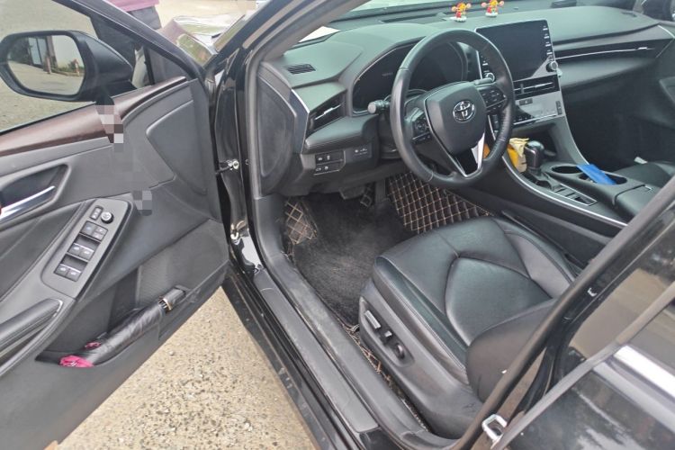 Used Toyota Avalon 2019 2.0L Luxury Edition China VI Standard Driver Seat