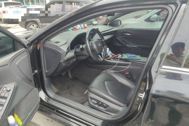 Used Toyota Avalon 2019 Dual-Engine 2.5L Luxury Edition China VI Standard Driver Seat