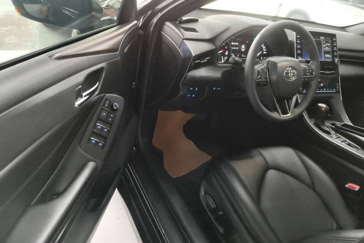 Used Toyota Avalon 2019 2.0L Ambition Edition China VI Driver Seat