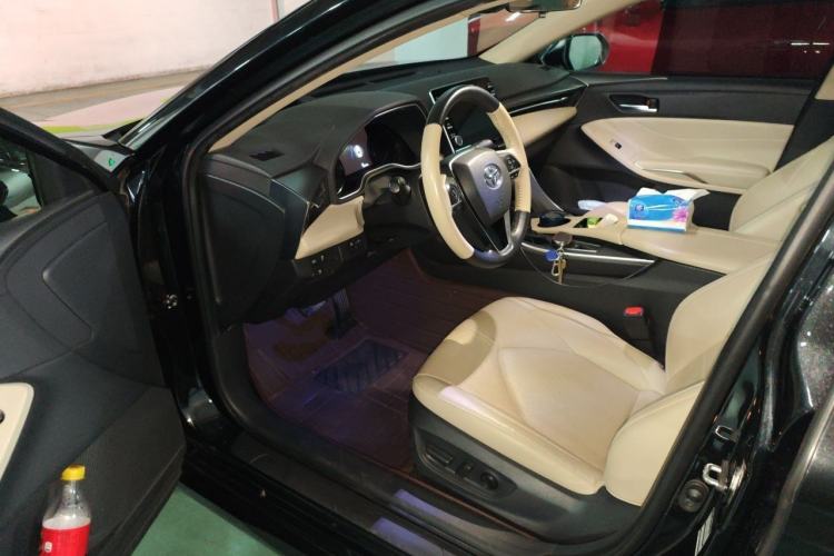 Used Toyota Avalon 2019 Dual-Engine 2.5L Luxury Edition China VI Standard Driver Seat
