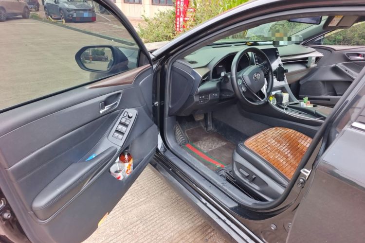 Used Toyota Avalon 2019 2.0L Ambition Edition China VI Driver Seat