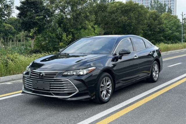 Toyota Avalon 2019 2.0L Luxury Edition China VI Standard مستعملة