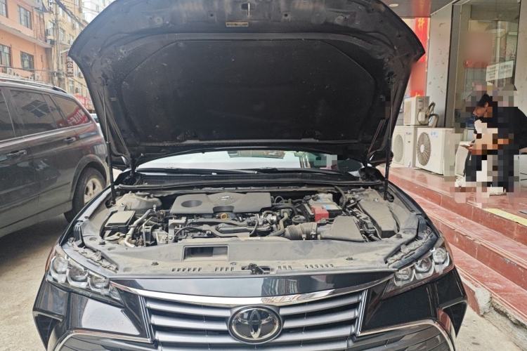 Used Toyota Avalon 2019 2.0L Luxury Edition China VI Standard Engine Bay