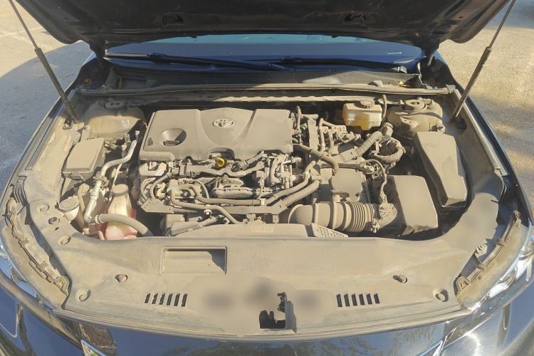 Used Toyota Avalon 2019 Dual-Engine 2.5L Luxury Edition China VI Standard Engine Bay