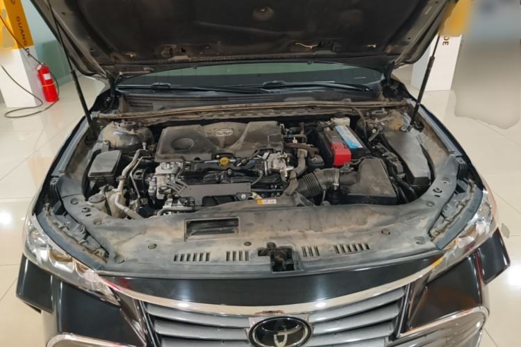 Used Toyota Avalon 2019 2.5L Ambition Version China VI Standard Engine Bay