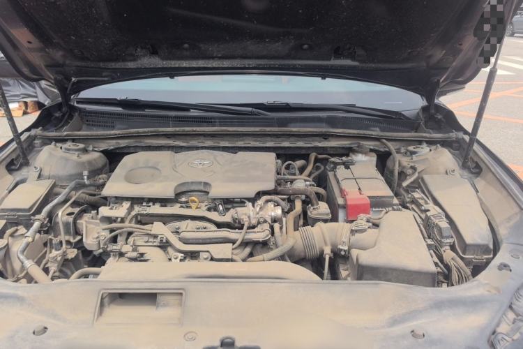 Used Toyota Avalon 2019 2.0L Luxury Edition China VI Standard Engine Bay