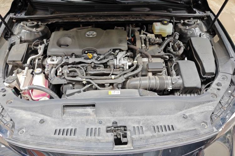 Used Toyota Avalon 2019 Dual-Engine 2.5L Luxury Edition China VI Standard Engine Bay