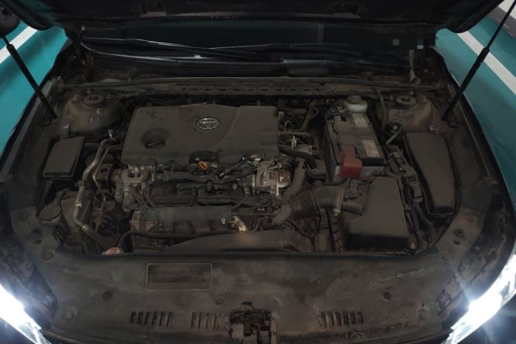 Used Toyota Avalon 2019 2.5L Ambition Version China VI Standard Engine Bay