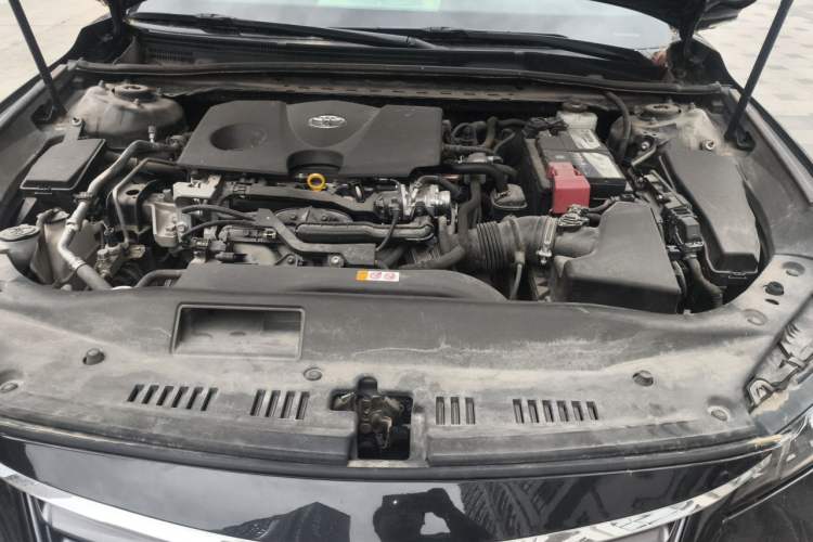 Used Toyota Avalon 2019 2.0L XLE Premium Edition China VI Engine Bay
