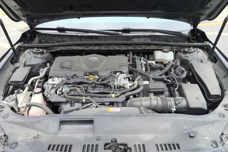 Used Toyota Avalon 2019 Dual-Engine 2.5L Luxury Edition China VI Standard Engine Bay