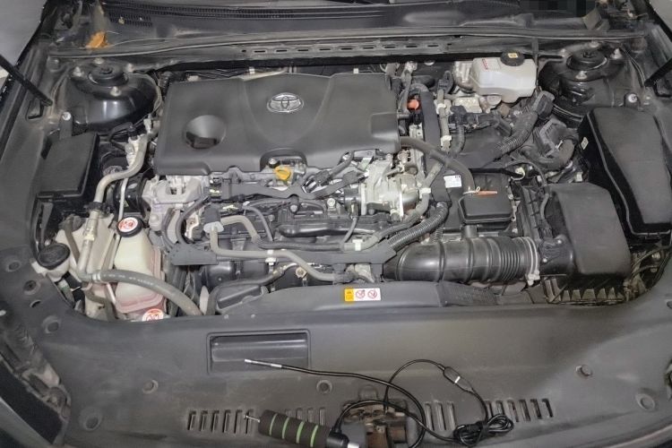 Used Toyota Avalon 2019 Dual-Engine 2.5L Limited Flagship Edition China VI Standard Engine Bay