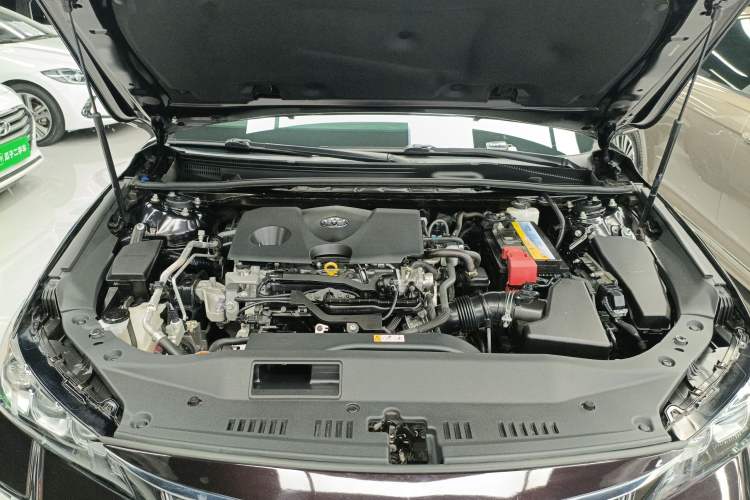 Used Toyota Avalon 2019 2.0L XLE Premium Edition China VI Engine Bay