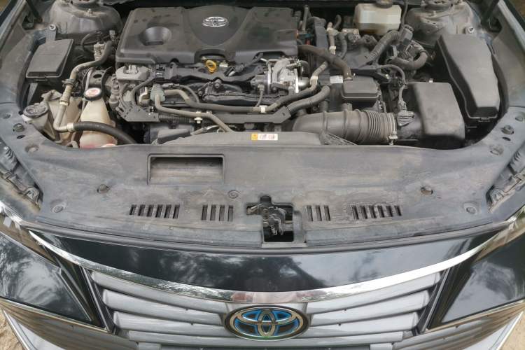 Used Toyota Avalon 2019 Dual-Engine 2.5L Luxury Edition China V Standard Engine Bay