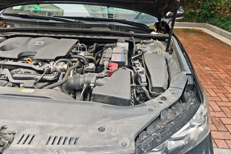 Used Toyota Avalon 2019 2.0L Luxury Edition China VI Standard Engine Bay Left