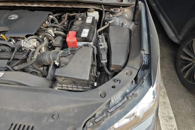 Used Toyota Avalon 2019 2.0L Luxury Edition China VI Standard Engine Bay Left