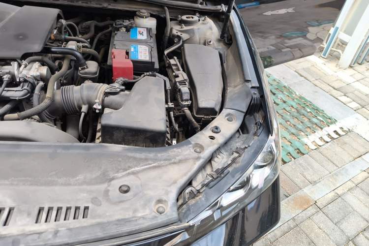 Used Toyota Avalon 2019 2.0L Luxury Edition China VI Standard Engine Bay Left