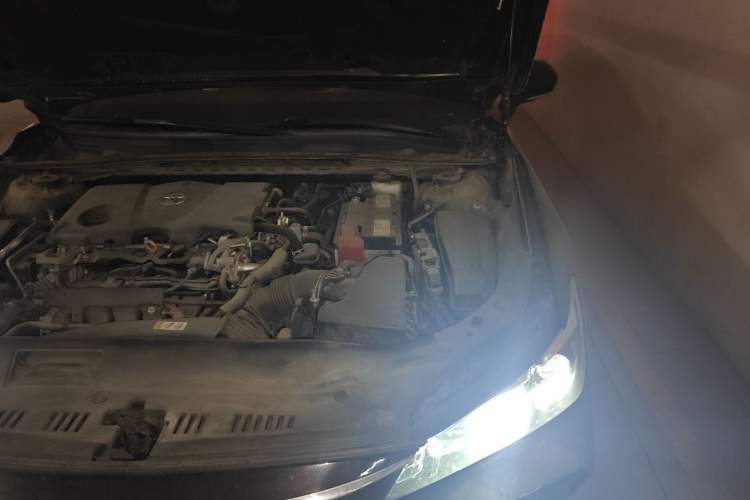 Used Toyota Avalon 2019 2.5L Touring Premium Version China VI Standard Engine Bay Left