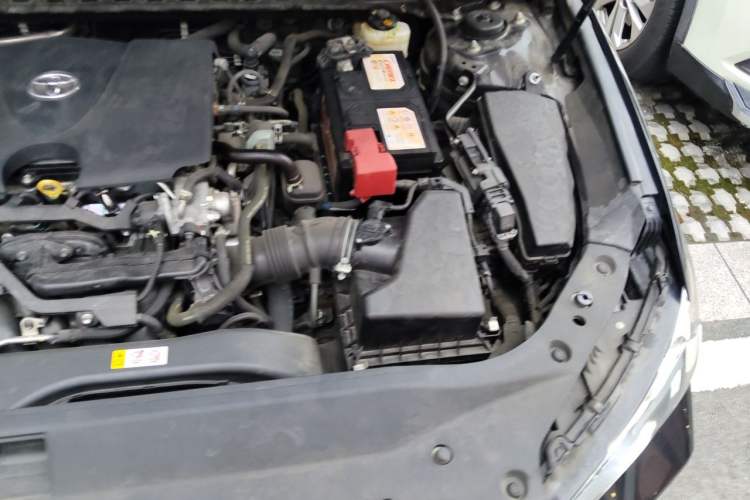 Used Toyota Avalon 2019 2.0L XLE Premium Edition China VI Engine Bay Left