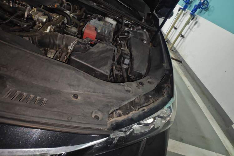 Used Toyota Avalon 2019 2.0L Luxury Edition China VI Standard Engine Bay Left