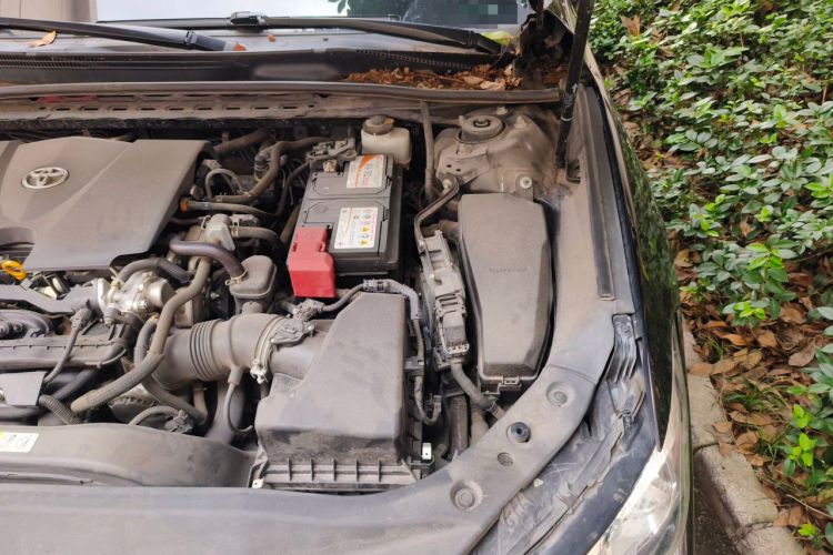 Used Toyota Avalon 2019 2.0L Luxury Edition China VI Standard Engine Bay Left