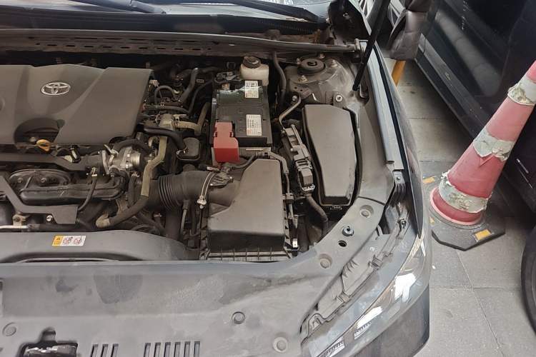 Used Toyota Avalon 2019 2.0L XLE Premium Edition China VI Engine Bay Left