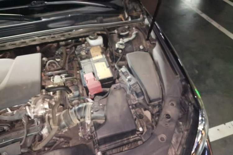 Used Toyota Avalon 2019 2.0L Luxury Edition China VI Standard Engine Bay Left