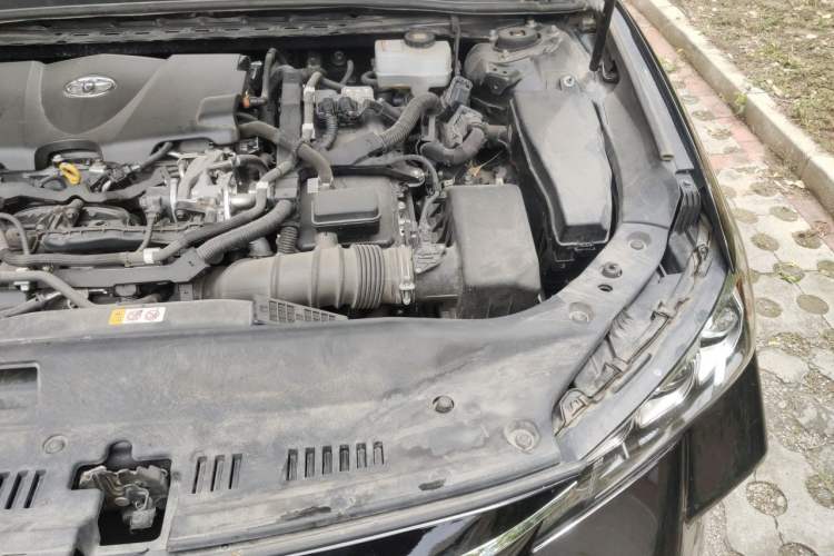 Used Toyota Avalon 2019 Dual-Engine 2.5L Limited Flagship Edition China VI Standard Engine Bay Left