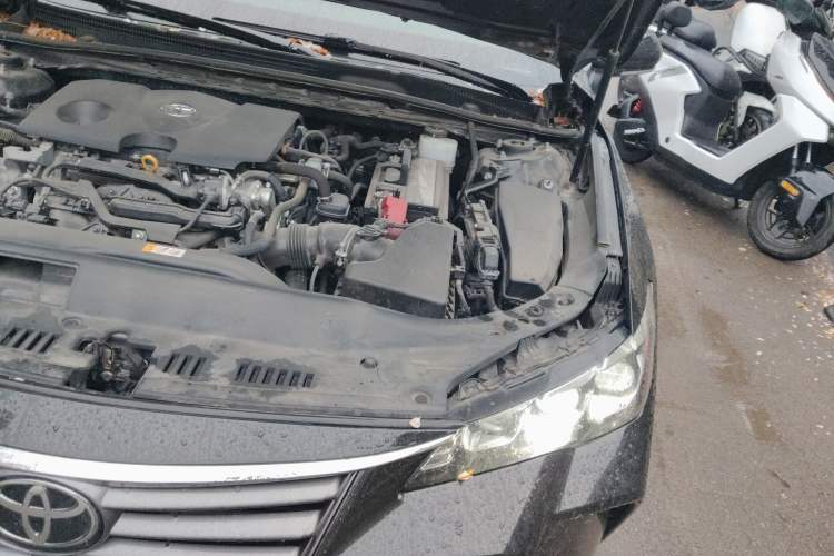 Used Toyota Avalon 2019 2.0L Ambition Edition China VI Engine Bay Left