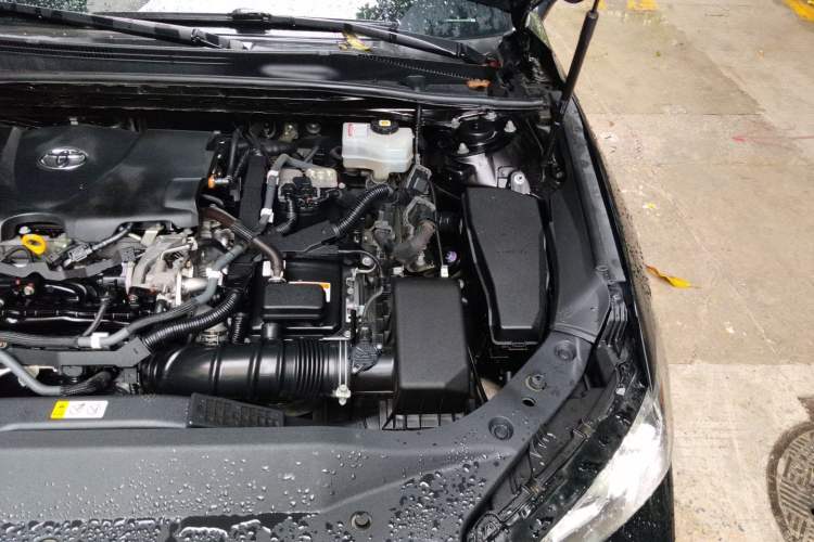Used Toyota Avalon 2019 Dual-Engine 2.5L Luxury Edition China VI Standard Engine Bay Left