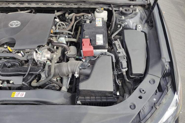 Used Toyota Avalon 2019 2.0L Ambition Edition China VI Engine Bay Left