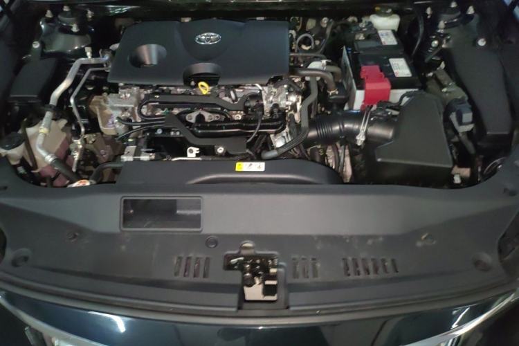 Used Toyota Avalon 2019 2.0L XLE Premium Edition China VI Engine Bay