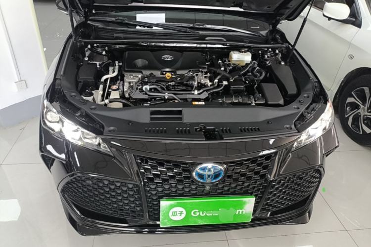 Used Toyota Avalon 2019 Dual-Engine 2.5L Luxury Edition China VI Standard Engine Bay