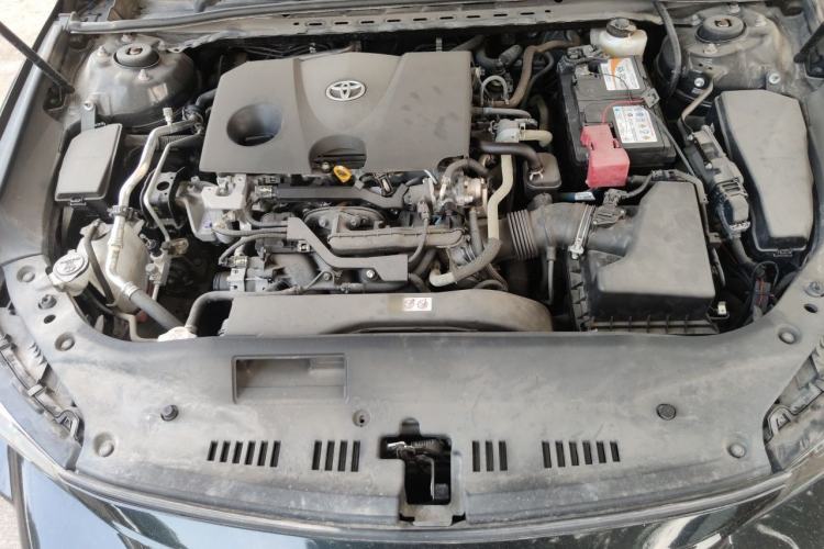 Used Toyota Avalon 2019 2.0L Luxury Edition China VI Standard Engine Bay