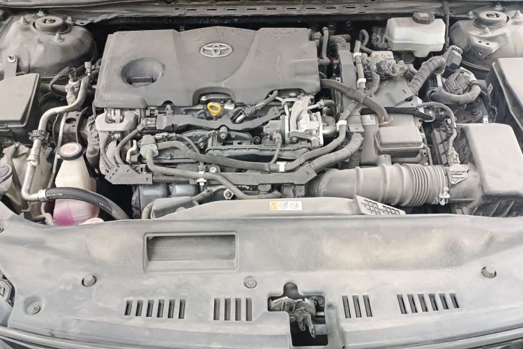 Used Toyota Avalon 2019 Dual-Engine 2.5L Luxury Edition China VI Standard Engine Bay