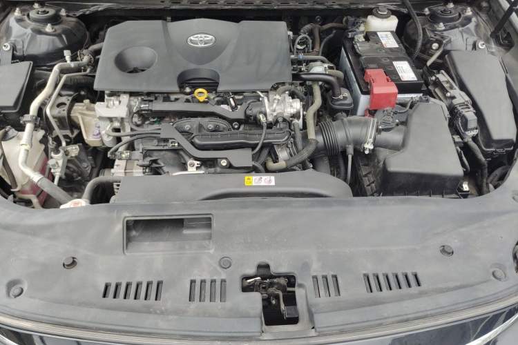Used Toyota Avalon 2019 2.0L XLE Premium Edition China VI Engine Bay