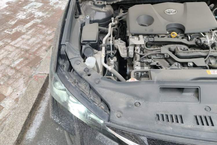 Used Toyota Avalon 2019 2.0L Luxury Edition China VI Standard Engine Bay Right
