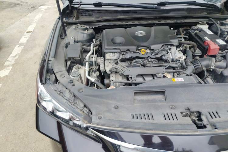 Used Toyota Avalon 2019 2.5L Touring Premium Version China VI Standard Engine Bay Right