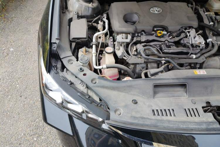 Used Toyota Avalon 2019 Dual-Engine 2.5L Luxury Edition China VI Standard Engine Bay Right