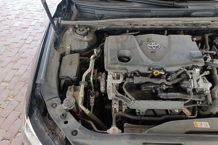 Used Toyota Avalon 2019 2.5L Ambition Version China VI Standard Engine Bay Right