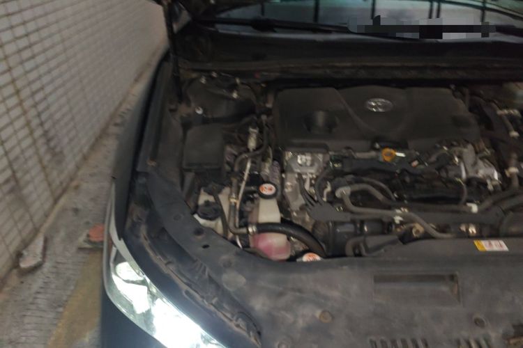Used Toyota Avalon 2019 Dual-Engine 2.5L Luxury Edition China VI Standard Engine Bay Right