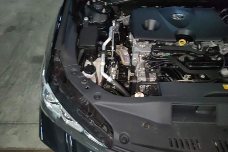 Used Toyota Avalon 2019 2.0L XLE Premium Edition China VI Engine Bay Right