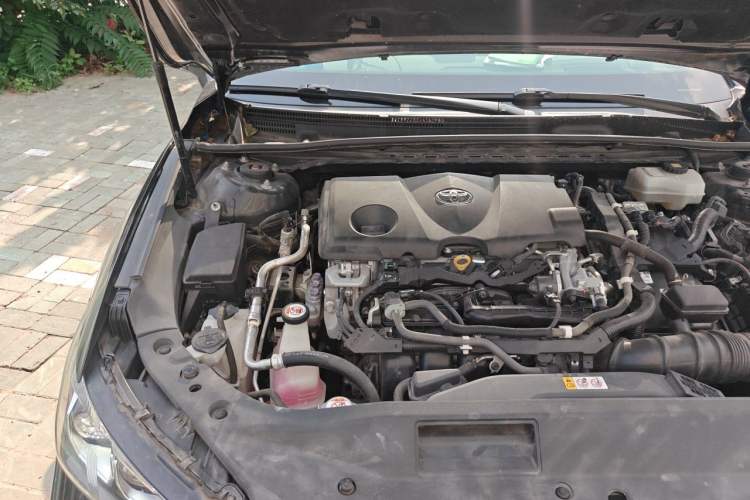 Used Toyota Avalon 2019 Dual-Engine 2.5L Limited Flagship Edition China VI Standard Engine Bay Right