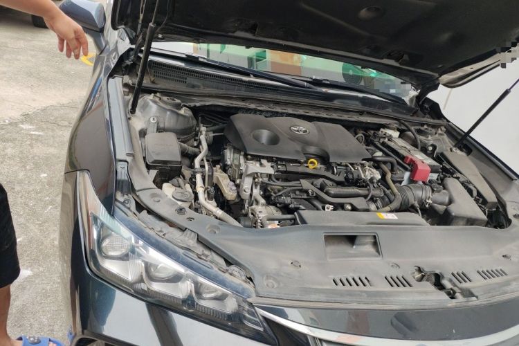 Used Toyota Avalon 2019 2.0L Luxury Edition China VI Standard Engine Bay Right
