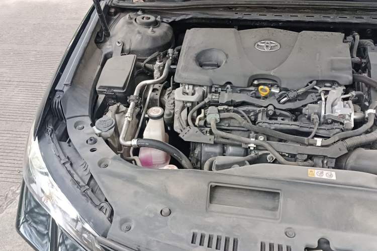 Used Toyota Avalon 2019 Dual-Engine 2.5L Luxury Edition China VI Standard Engine Bay Right