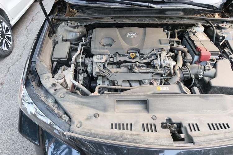 Used Toyota Avalon 2019 2.5L Touring Premium Version China VI Standard Engine Bay Right